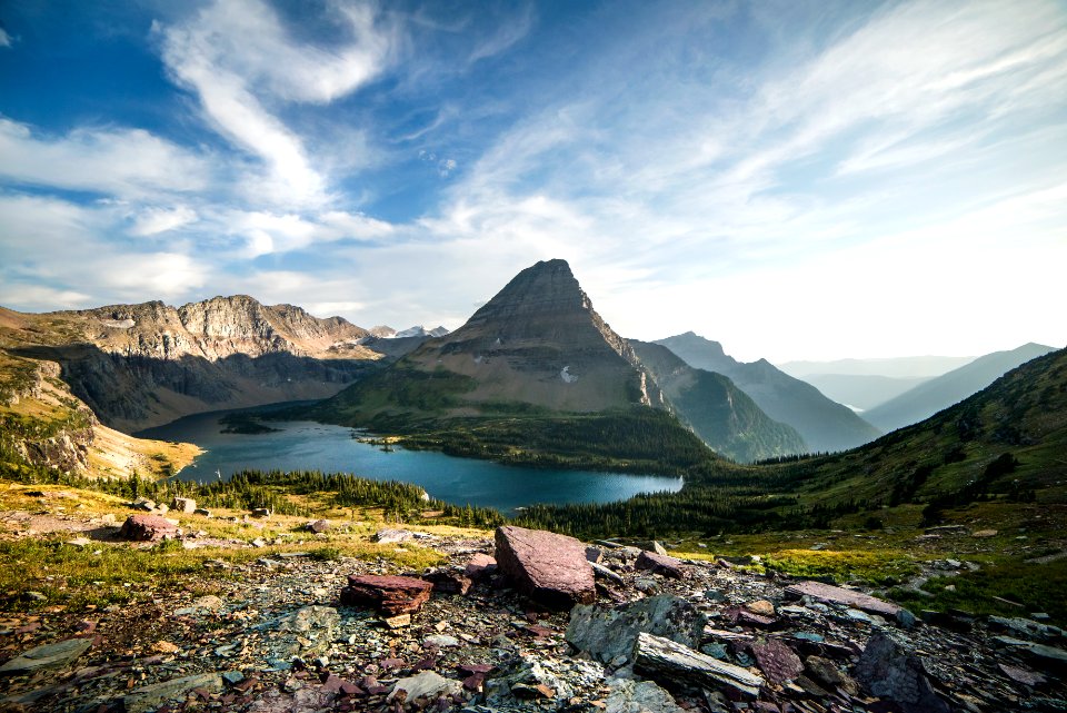 Hidden Lake- So Much To See