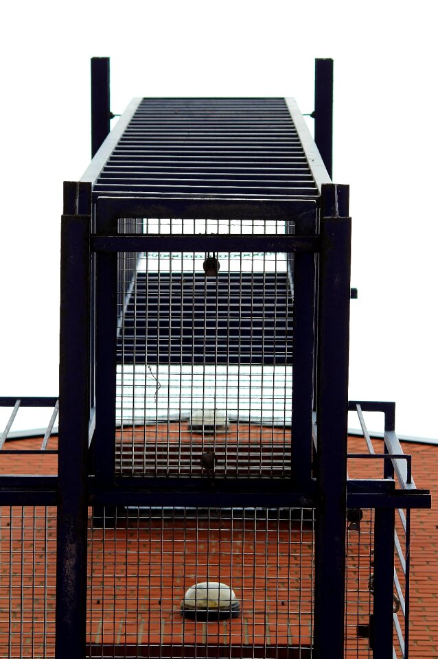Security metal architecture