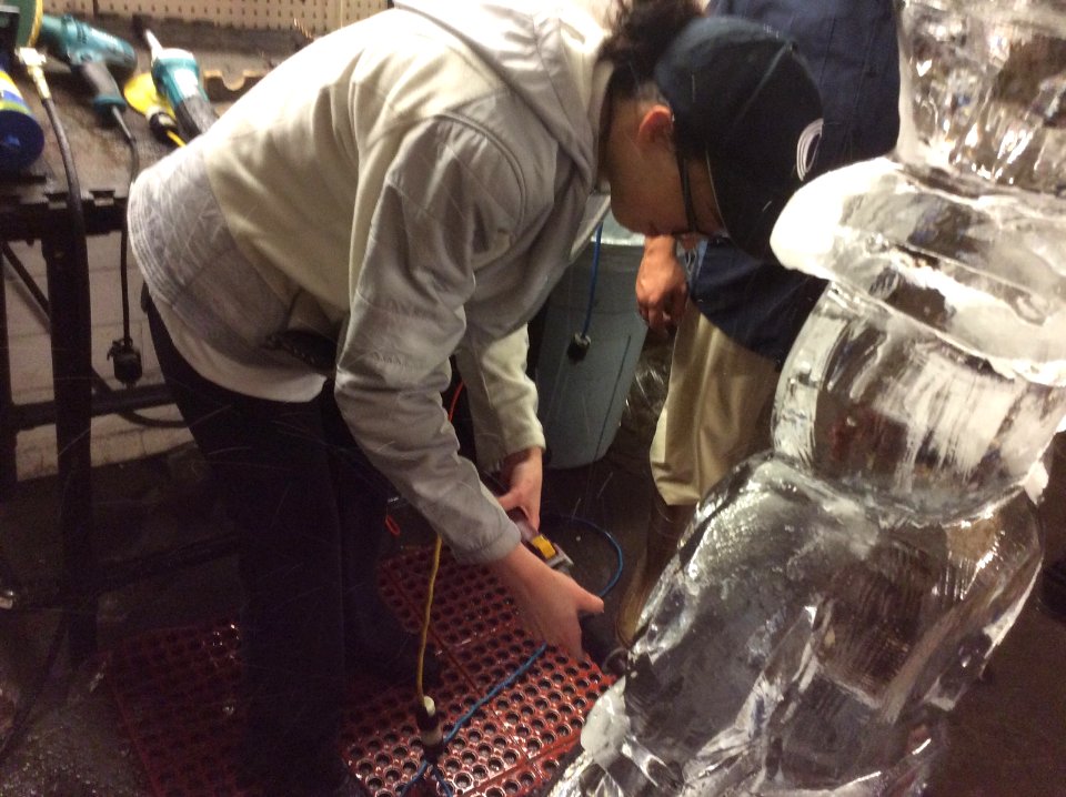 Ice carving
