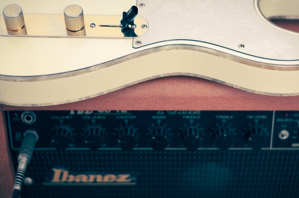 Instruments equipment sound