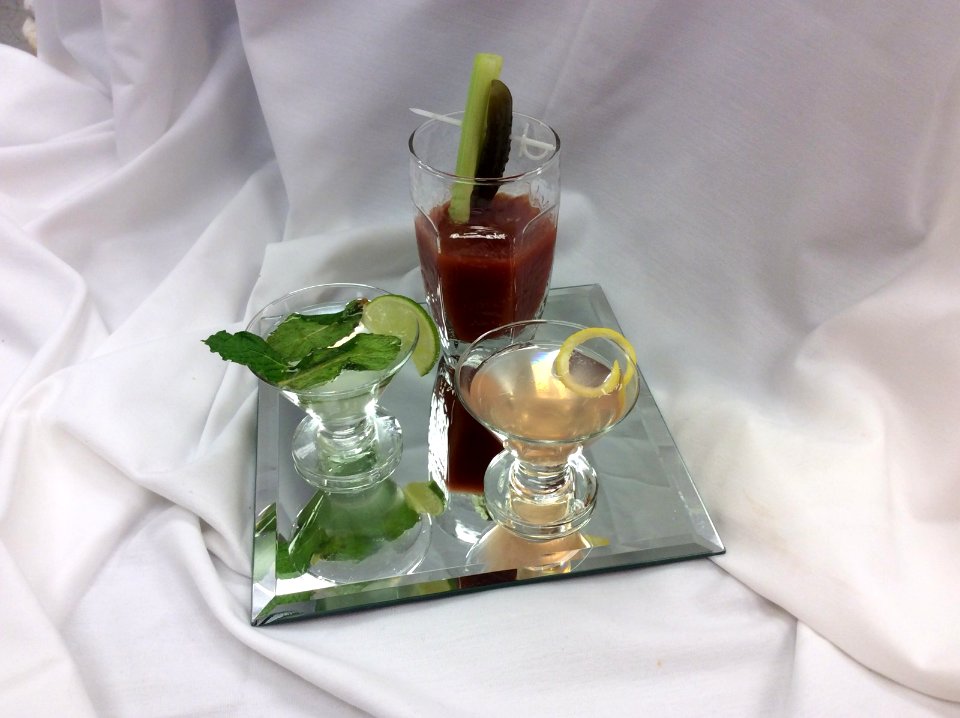 Hors D's and Mocktails