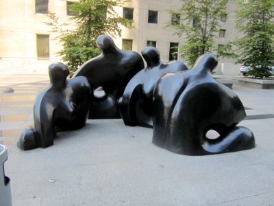 Marcela Romagnoli, conjunto escultórico ‘Unidos’, (‘United’)