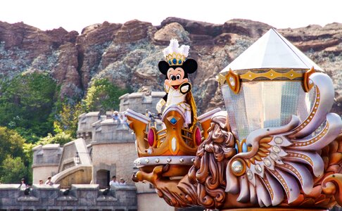 Disney japan theme park