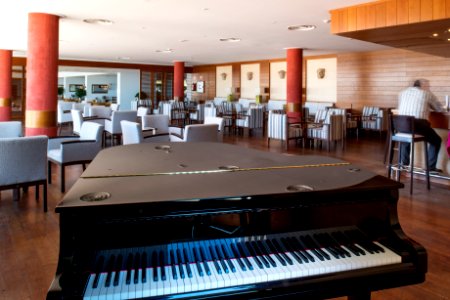 PIANO BAR "MOURO"