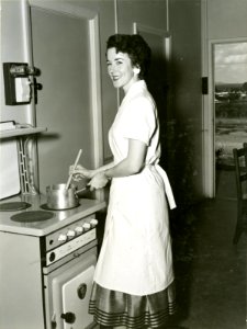 Salisbury State High School, Cooking - Brisbane photo