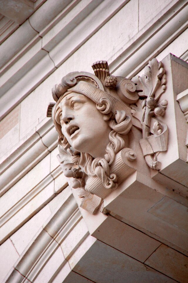 Historic center stucco façade elements