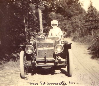 Mrs. Ed Worcester, Sr.