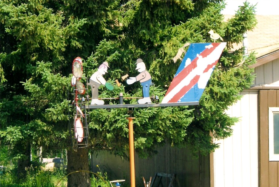 Middle Lake, Saskatchewan - Lumber Jack Weather Vane