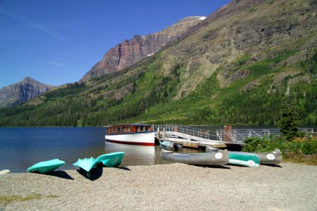 Two Medicine Boat Tour and Rentals
