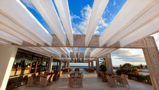 ARCHITECTURE OF THE TERRACE " BAR MATALEÑAS"