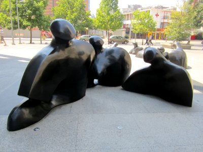 Marcela Romagnoli, conjunto escultórico ‘Unidos’, (‘United’)