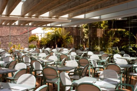 LUNCH BUFFET RESTAURANT "OYAMBRE"