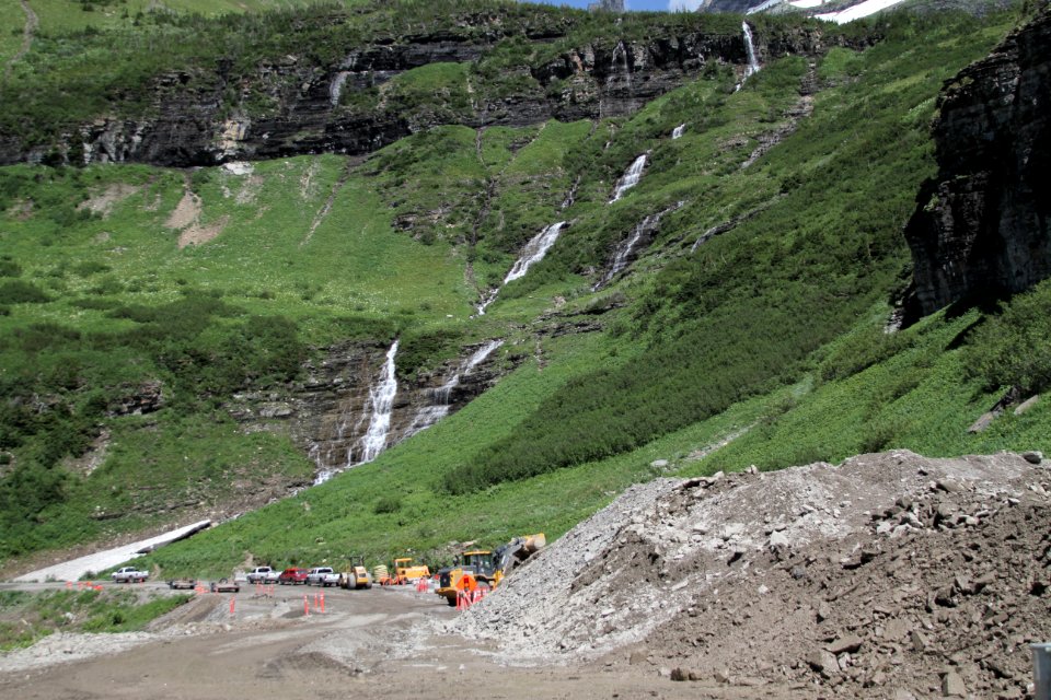 Clearing rock slide debris at Big Bend