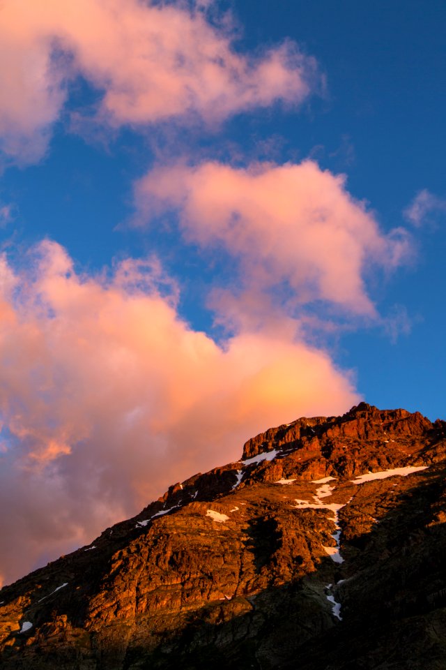 Sunrise over Rising Wolf Mountain (2)