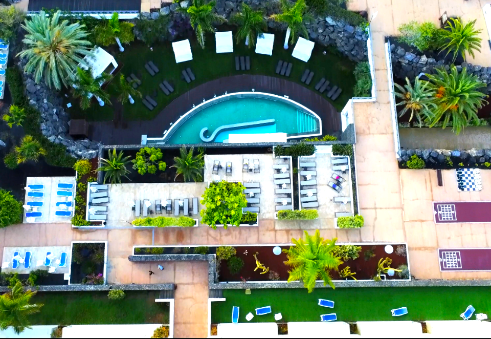 Dron 9