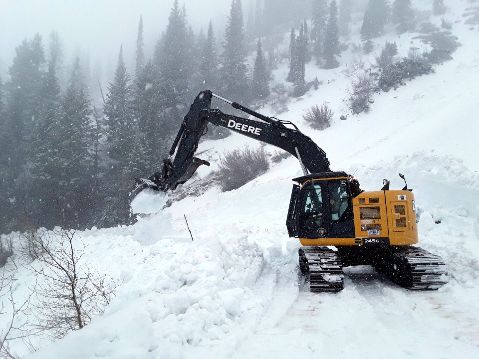 4-22-2021 Plowing the Going-to-the-Sun Road in the section called The Alps