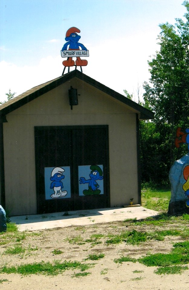 Middle Lake, Saskatchewan - Smurfs