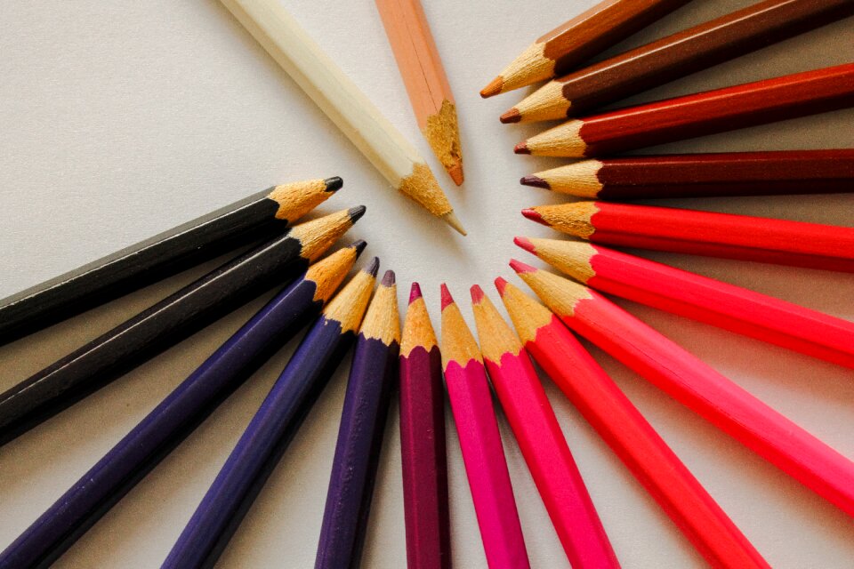 To color white beige