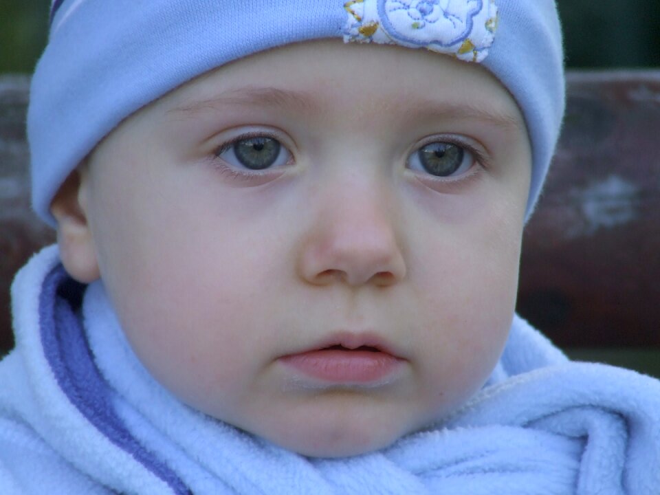 Beautiful a cap eyes