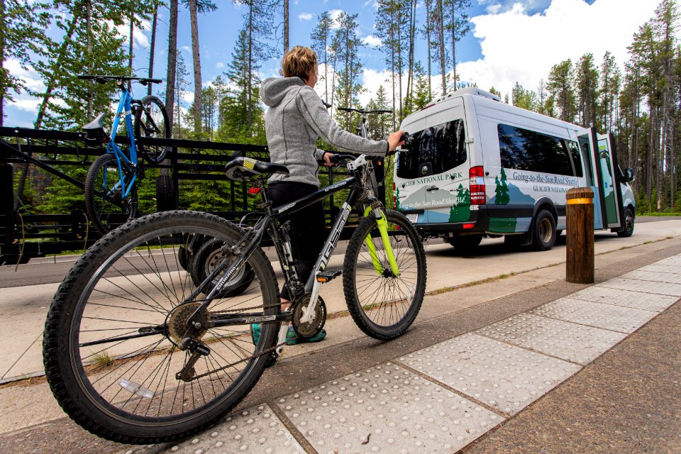 Free Spring Bicycle Shuttle Bus