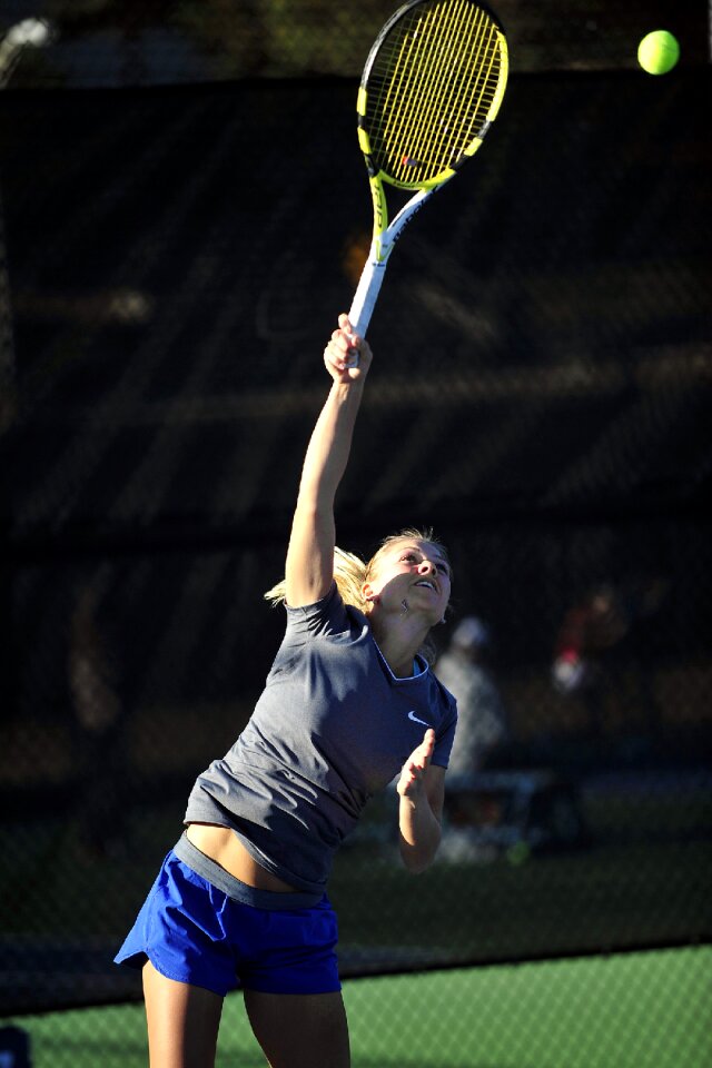 Sport serve court