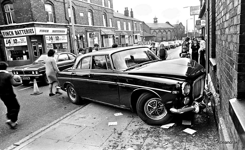 Rover 3/Litre, (1968).