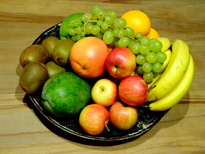 Food bananas kiwi