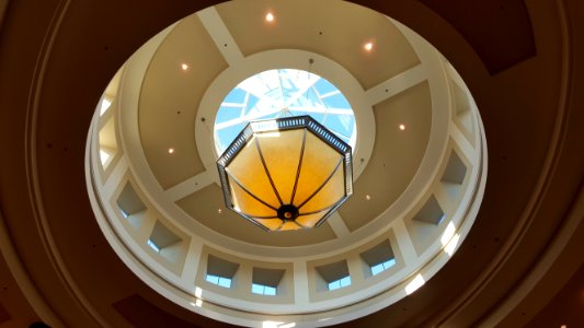 Polaris Mall @ Columbus Zoo Court
