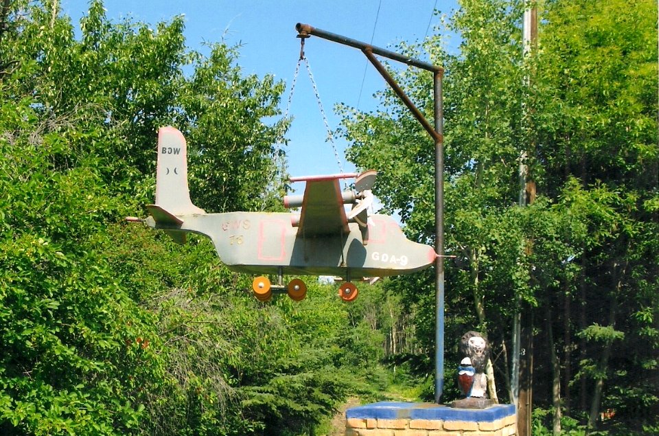 Middle Lake, Saskatchewan - Bomber Plane Weather Vane