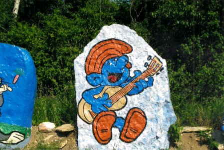 Middle Lake, SK - Harmoney Smurf