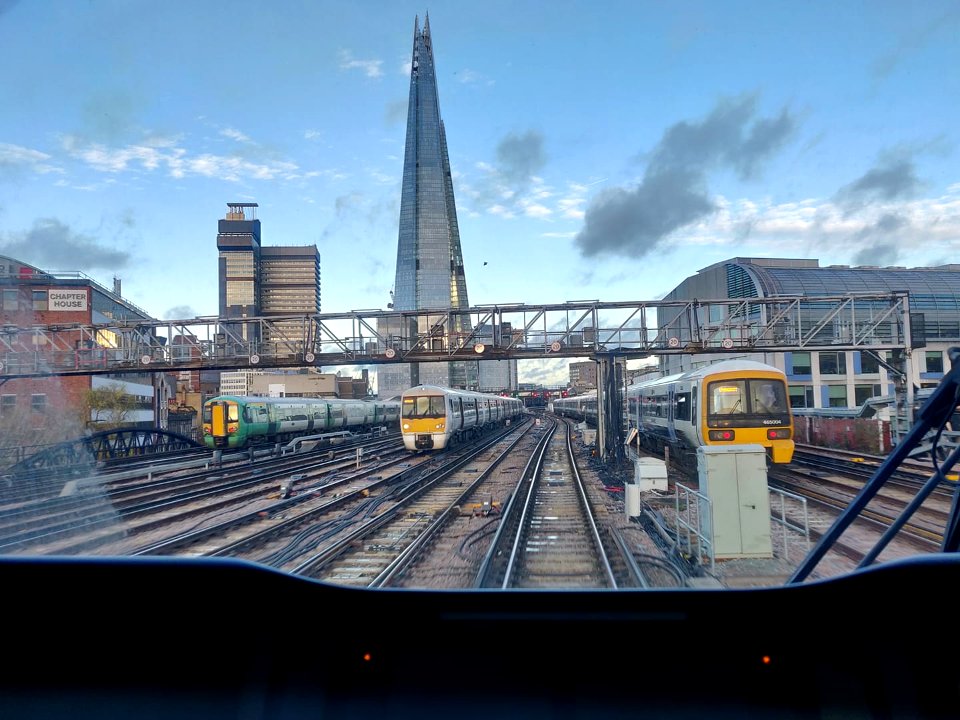 Approaching London Bridge Stn Northbound