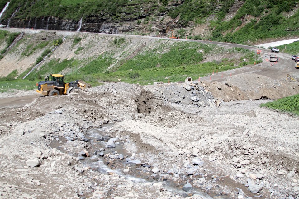 Clearing rock slide debris at Big Bend