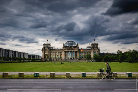 Berlin Reichstag photo