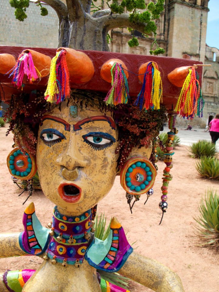 Yaxchibonam Statue