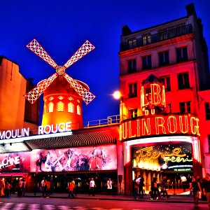 Moulin Rouge photo