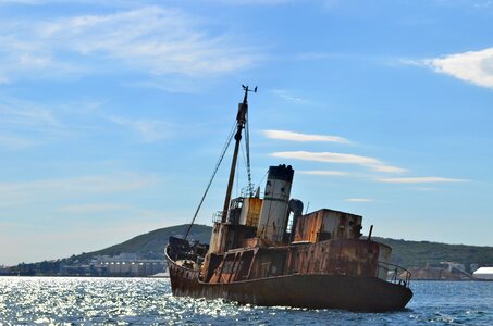 Shipwreck pirate asylum seeker