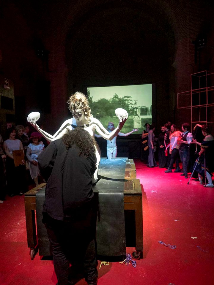 Happenig SURREALISMO en el CIRCULO DE ARTE DE TOLEDO fotografía angelaruizgarrido (75)