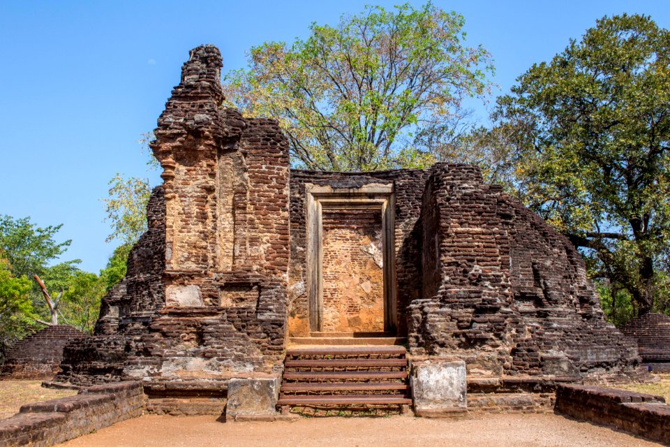 Potgul Vehera - Polonnaruwa
