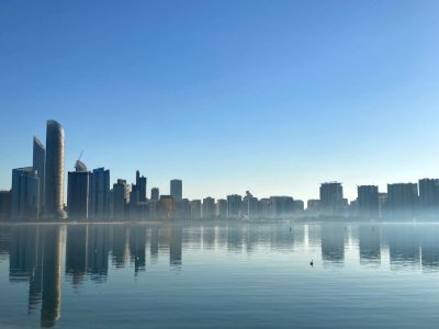 Abu Dhabi Breakwater - كاسر الامواج في أبوظبي