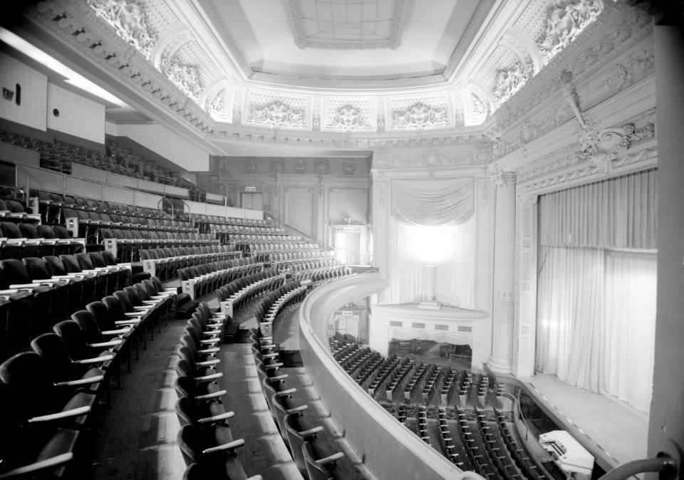 Odeon Theatres Ltd., Hastings St. - interior of theatre