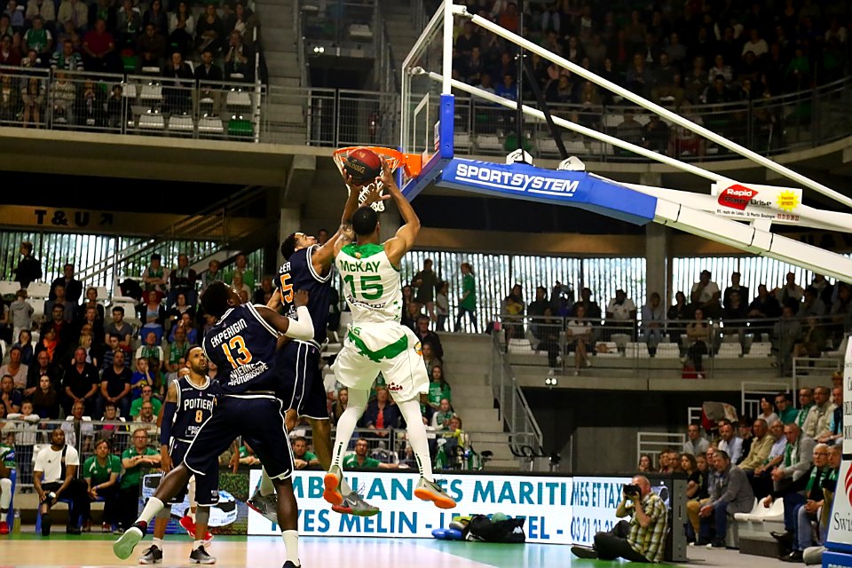 ESSM POITIER PRO B BASKET