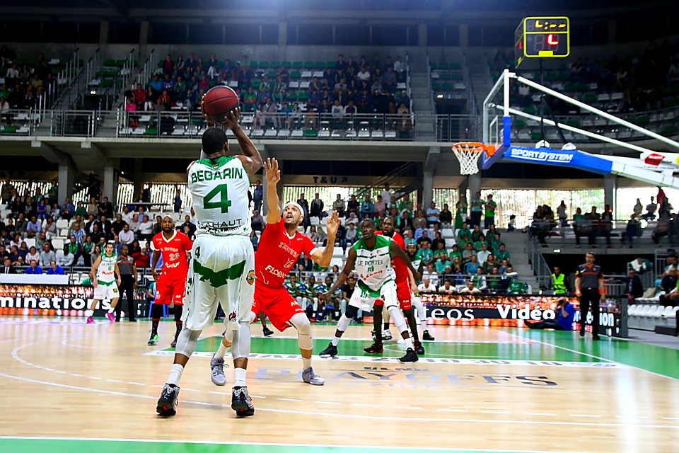 ESSM BOURG EN BRESSE PRO B BASKET