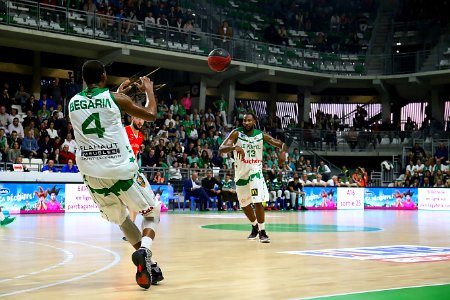 ESSM BOURG EN BRESSE PRO B BASKET