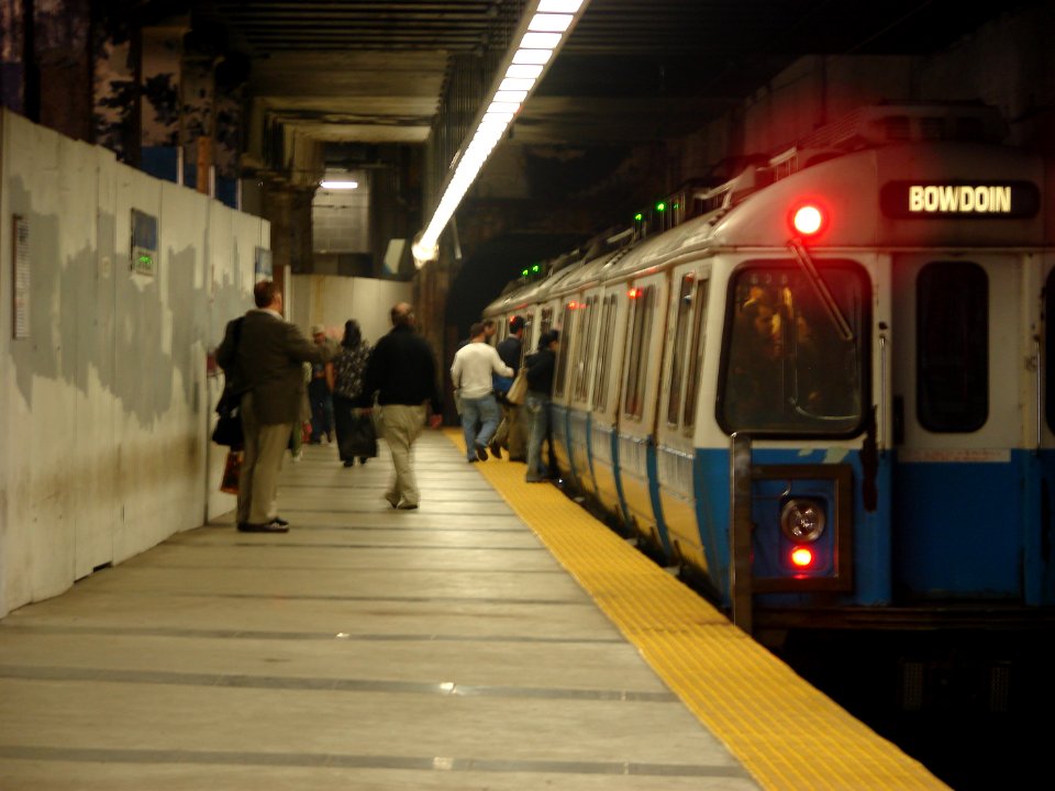 MBTA Blue Line Old Cars, Maverick Station