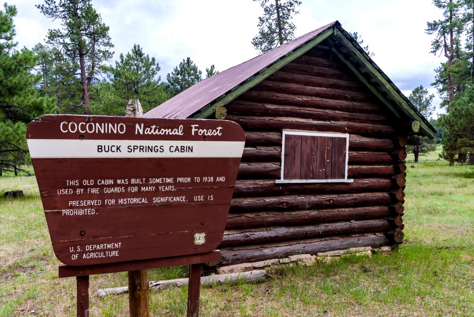 Buck Springs Cabins