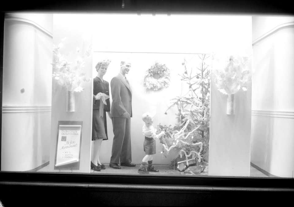 Hudson's Bay windows, Christmas 1943