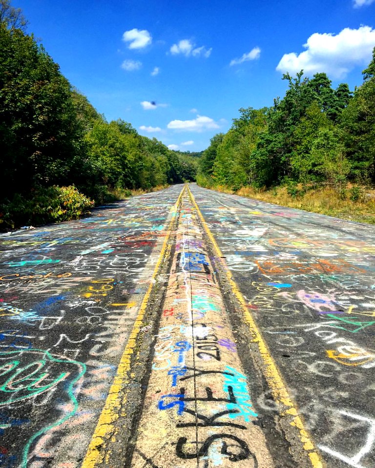 Abandoned Route 61 near Centralia, Pennsylvania. #latergram #naturereclaims #nature #pennsylvania #centralia #abandoned #abandonedplaces #art #graffiti  #graffitihighway #offbeat #roadtrip #family #minefire #coalfire