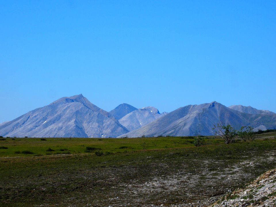 Western view from Nakolik landing strip