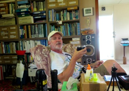 Gérard in my lounge drinking Coke Zero on Saturday 18 March 2017
