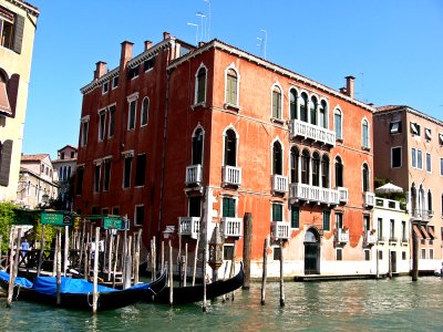 Venice: Traghetto stops along the grand canal photo
